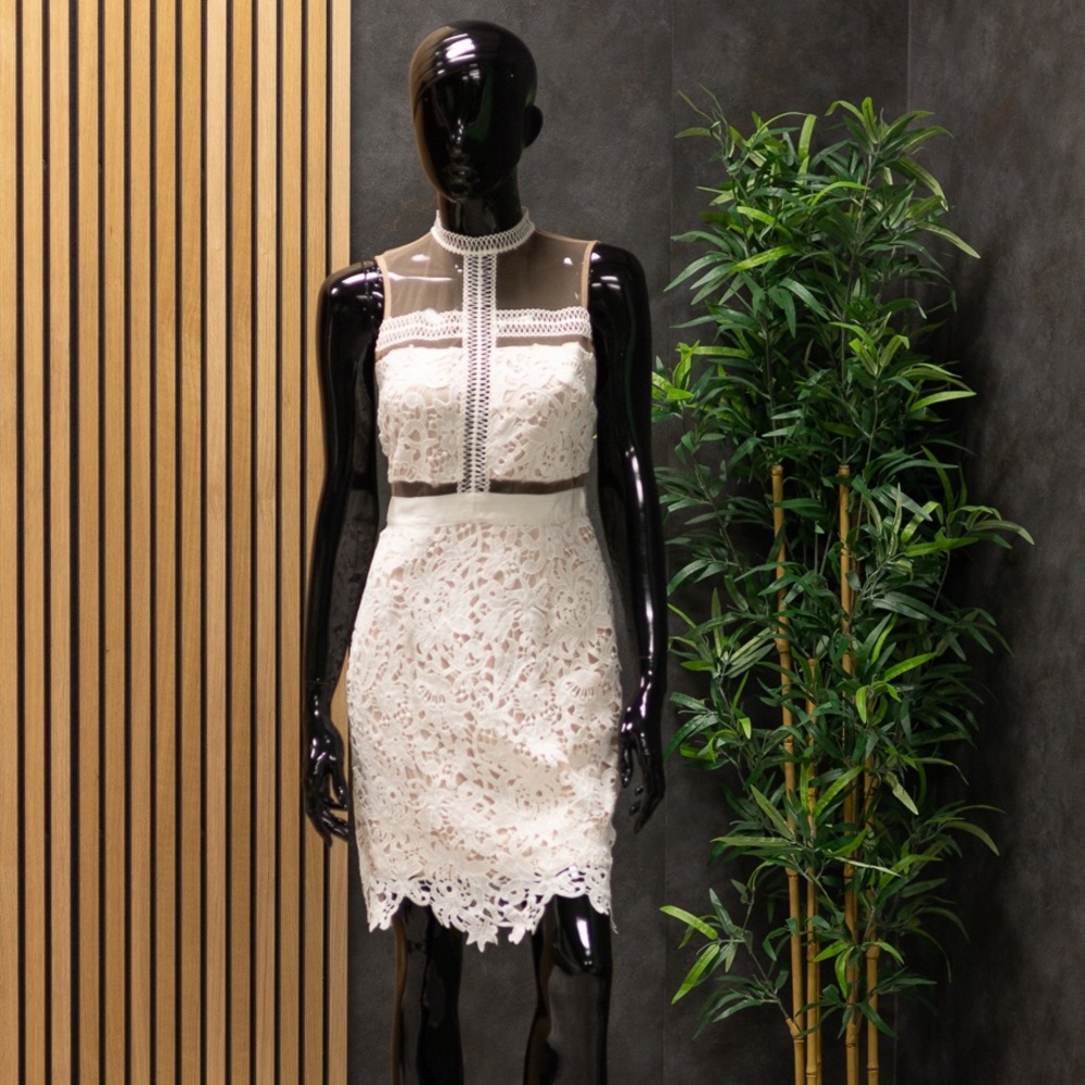 A Peach Cream Lace Midi Dress, Size M